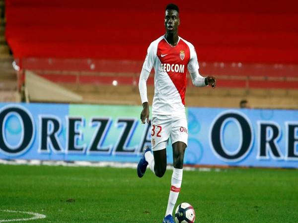 Chuyển nhượng 1/7: AS Monaco báo giá bán ngôi sao Badiashile