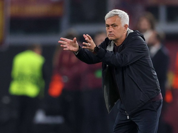 Tin thể thao sáng 12/5: Mourinho đưa người hùng của Roma lên mây