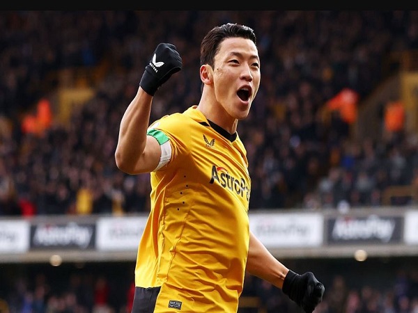 Cầu thủ Hàn Quốc đá Ngoại Hạng Anh gọi tên Hwang Hee-chan