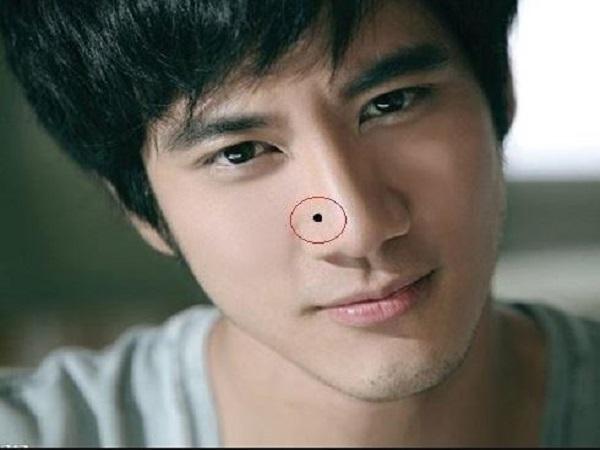 Ý nghĩa chung của nốt ruồi ở mũi
