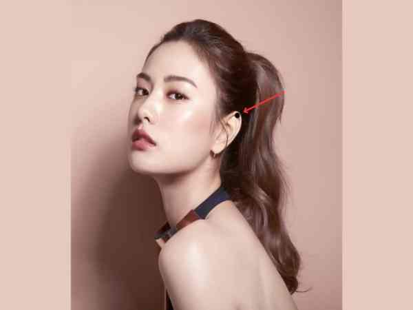 nốt ruồi ở vành tai phải nữ